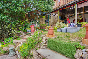 Garden Steps- click for photo gallery